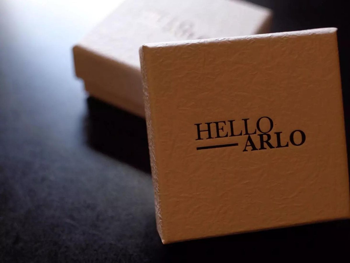 Hello Arlo gift box