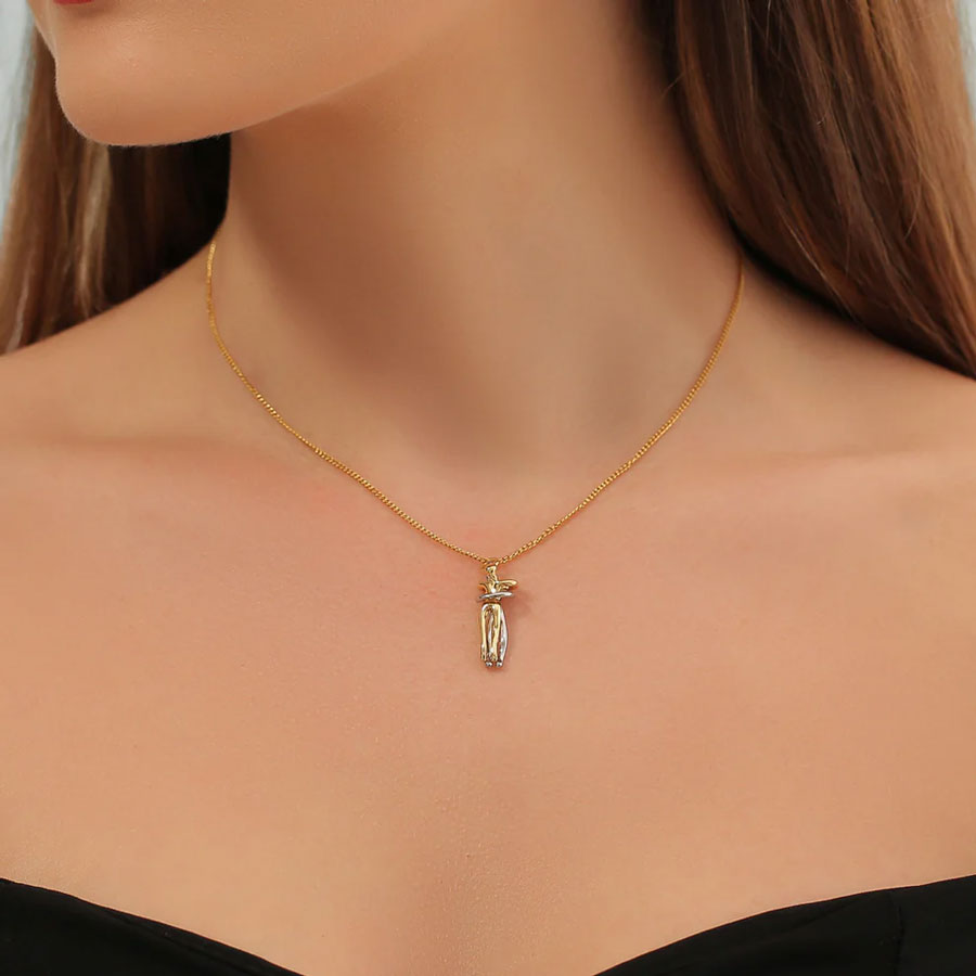 Hug Necklace - Gold Edition